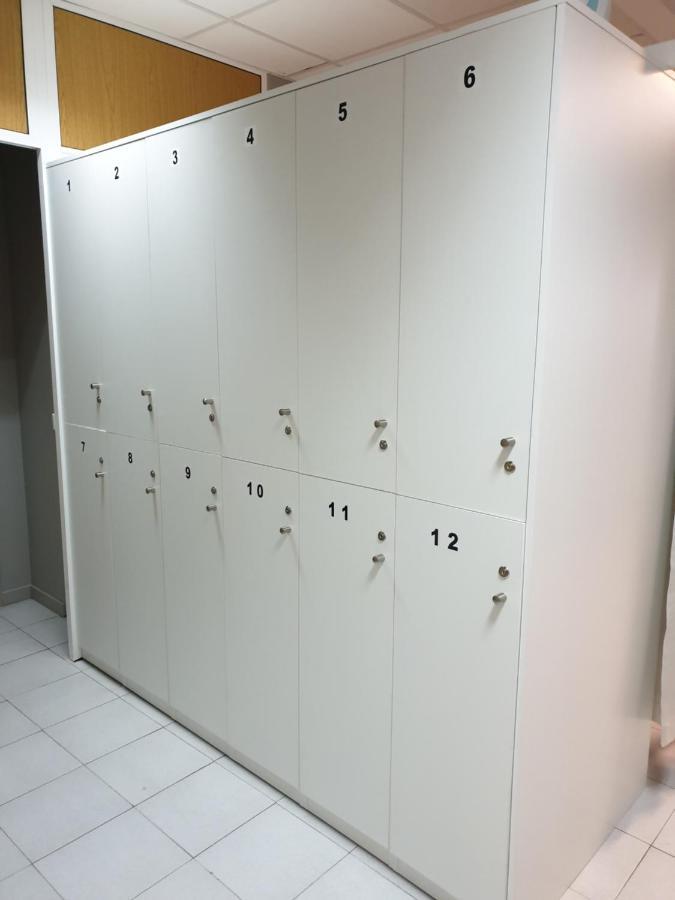 Albergue Porta Real No Bike Storage Сантьяго-де-Компостела Экстерьер фото